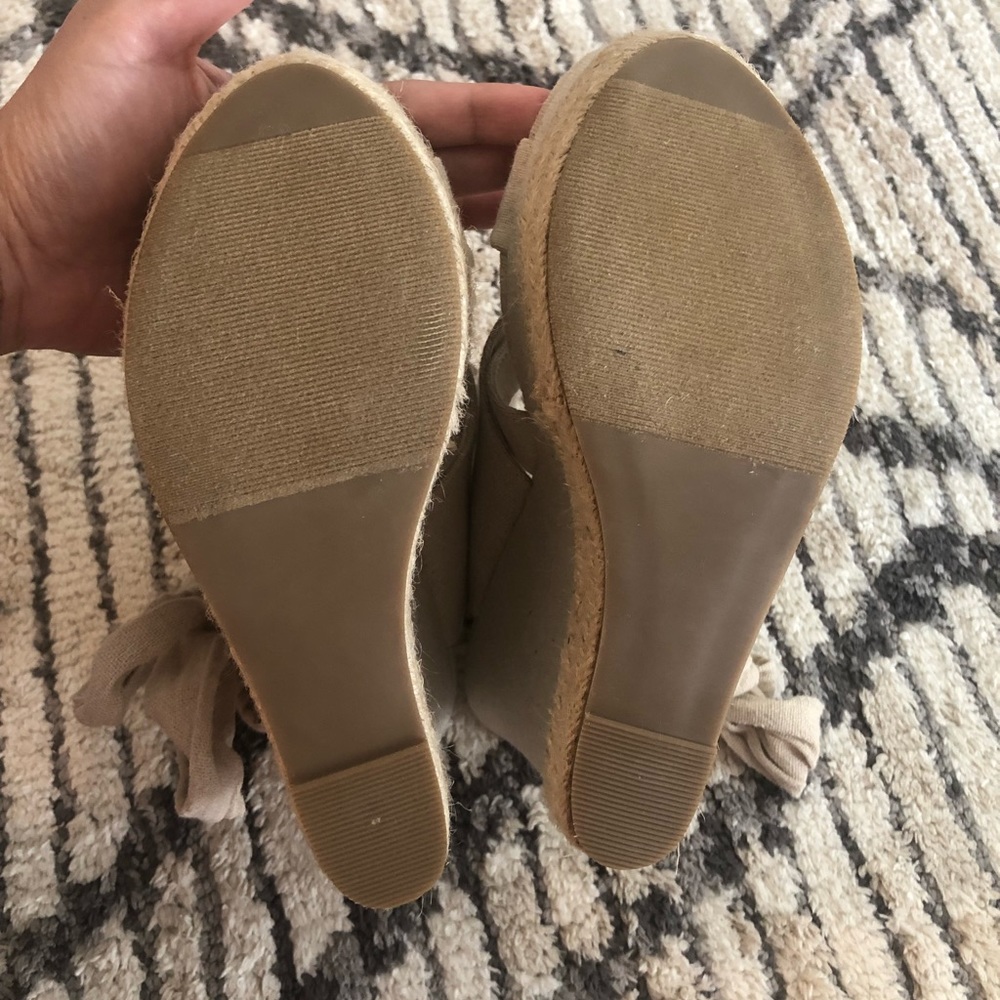 NWOT Just Fab tie up wedges in size 6 1/2 - Picture 13 of 13